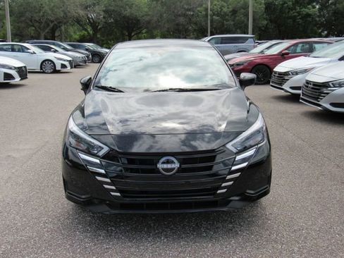 Certified 2025 Nissan Versa SV image 7