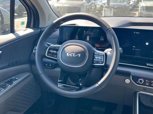 New 2026 Kia Carnival EX FWD image 12