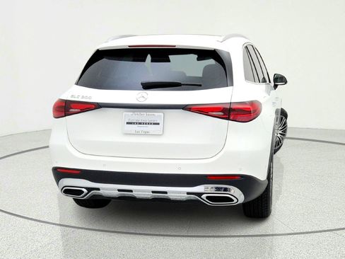 Used 2026 Mercedes-Benz GLC 300 image 10
