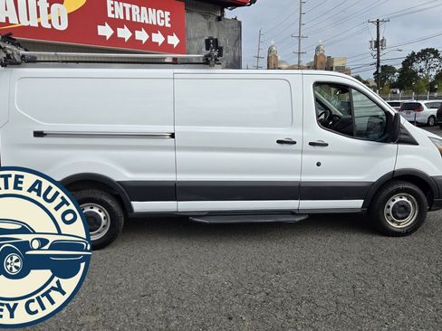 Used 2018 Ford Transit 250 148 Low Roof image 8