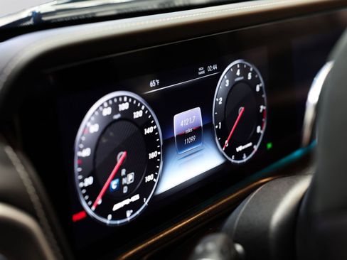 Used 2024 Mercedes-Benz G 63 AMG 4MATIC image 40