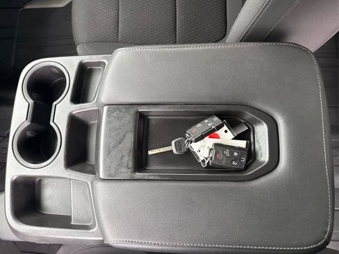 Used 2021 Chevrolet Silverado 1500 Custom Trail Boss image 12