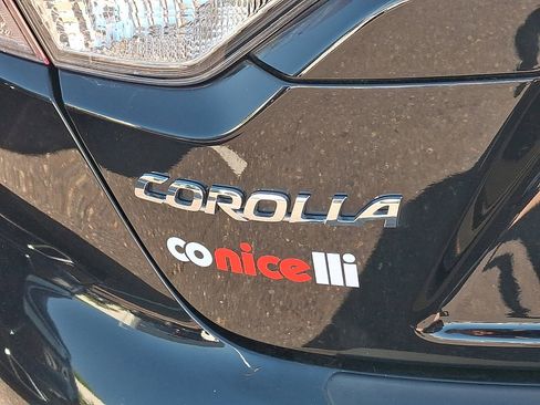 Used 2023 Toyota Corolla LE w/ Carpet Mat Package (TMS) FWD image 29