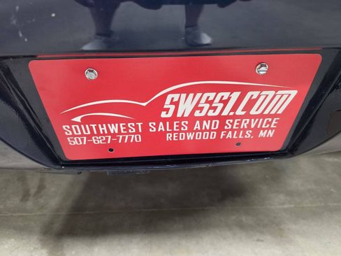 Used 2007 Chevrolet Avalanche LTZ w/ LTZ Preferred Equipment Group AWD/4WD image 2