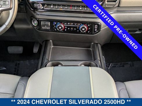 Used 2024 Chevrolet Silverado 2500 ZR2 w/ Technology Package image 19