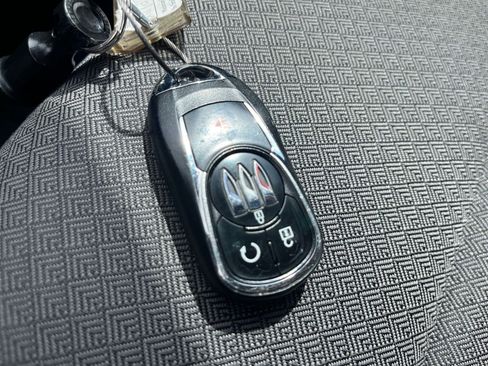 Used 2025 Buick Encore GX Preferred FWD image 21