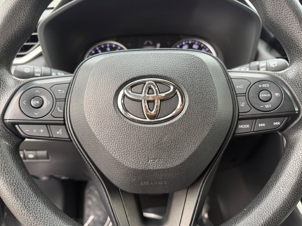 Used 2019 Toyota RAV4 XLE FWD image 19
