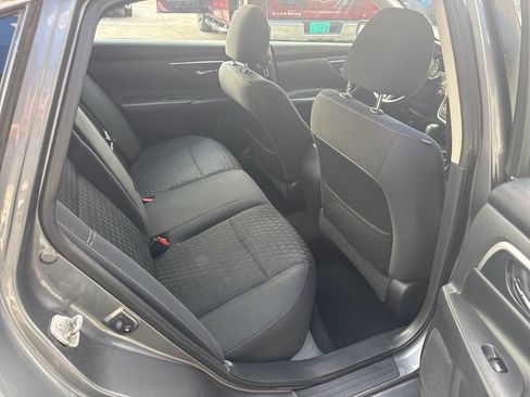 Used 2017 Nissan Altima 2.5 SV image 6