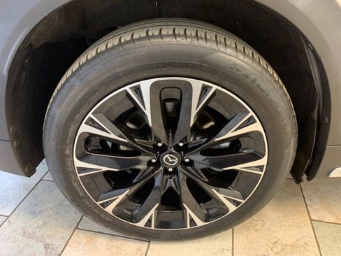 Used 2024 MAZDA CX-90 Plug-In Hybrid w/ Premium Pkg AWD/4WD image 15