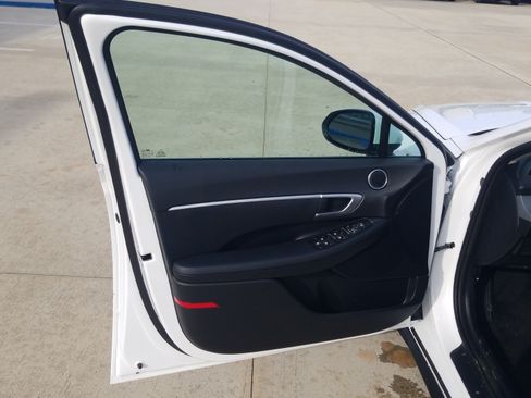 New 2026 Hyundai Sonata SE FWD image 14