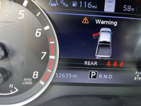 Used 2024 Nissan Titan Platinum Reserve w/ Moonroof Package image 18