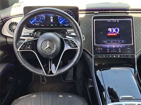Used 2023 Mercedes-Benz EQS 450+ SUV image 27