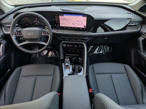 New 2025 Audi Q5 Premium image 5