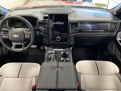 New 2023 Ford F150 Lightning Platinum image 19