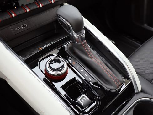 New 2026 GMC Canyon AT4X w/ LPO, Black Badging Package image 12