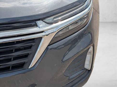 Used 2022 Chevrolet Equinox LT FWD image 9