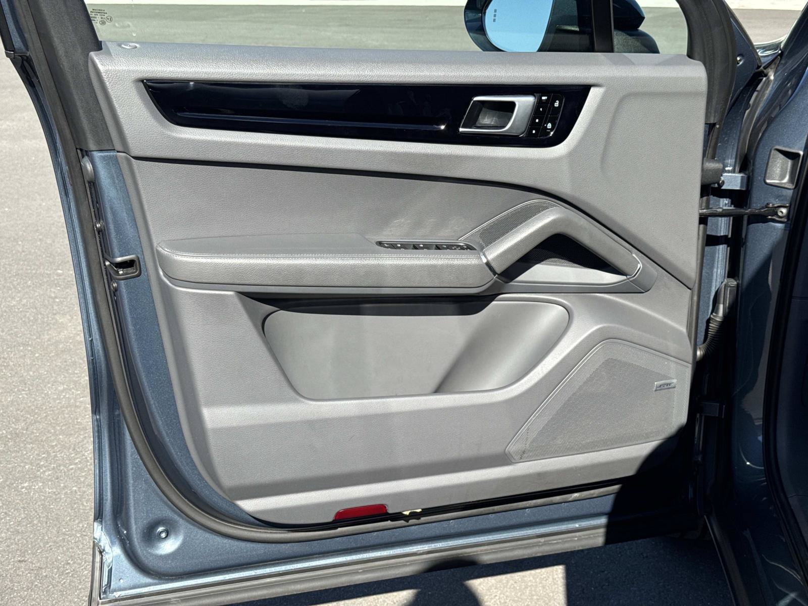 Used 2019 Porsche Cayenne AWD/4WD image 19
