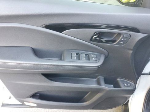 Used 2023 Honda Passport Elite image 19