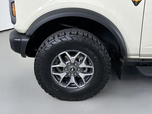 Used 2025 Ford Bronco Badlands AWD/4WD image 34