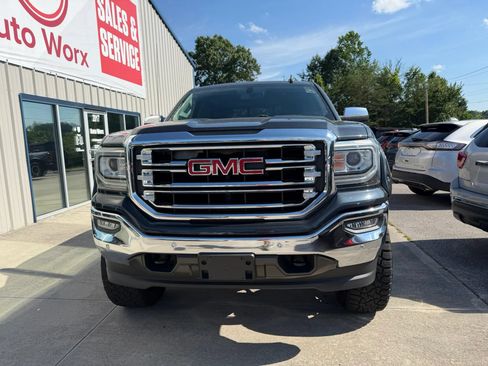 Used 2017 GMC Sierra 1500 SLT w/ SLT Premium Package AWD/4WD image 9