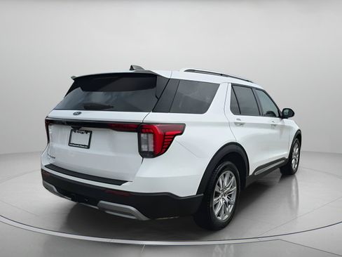 New 2025 Ford Explorer Platinum image 30