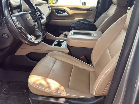 Used 2023 Chevrolet Tahoe Premier w/ Advanced Technology Package AWD/4WD image 6