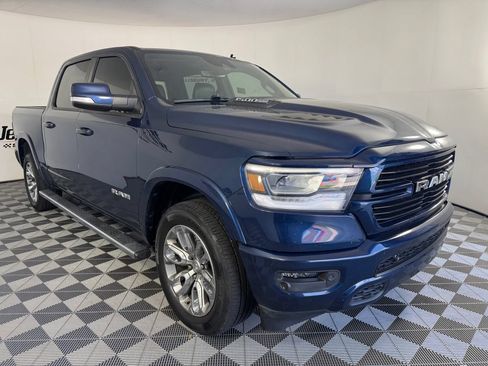 Used 2022 RAM 1500 Laramie w/ Sport Appearance Package AWD/4WD image 6