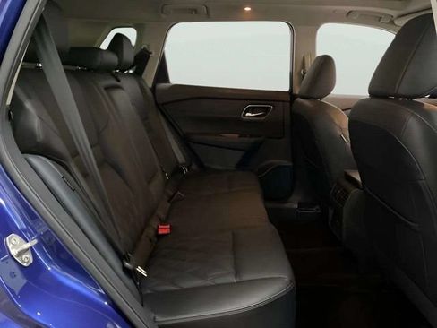 Used 2023 Nissan Rogue Platinum AWD/4WD image 23