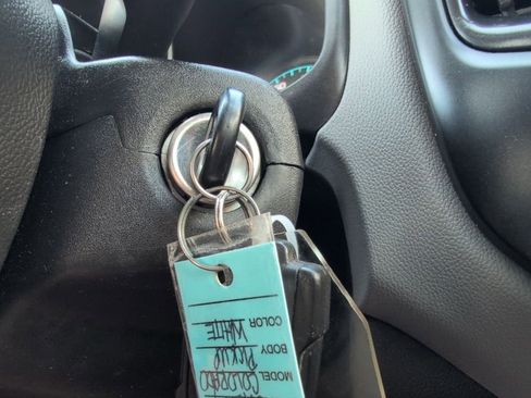 Used 2022 Chevrolet Colorado W/T w/ Custom Special Edition image 25