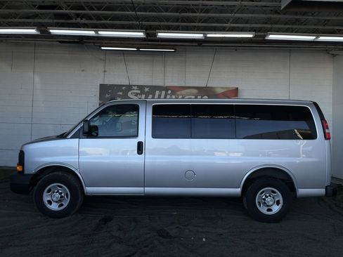 Used 2016 Chevrolet Express 2500 LS image 2