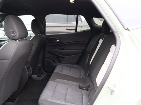 Used 2024 Chevrolet Trax RS w/ Driver Confidence Package FWD image 31