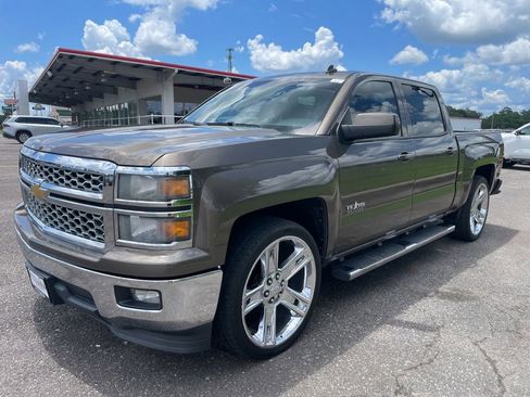 Used 2014 Chevrolet Silverado 1500 LT w/ Texas Edition, 1LT Trim RWD image 3