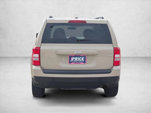 Used 2016 Jeep Patriot Sport w/ Power Value Group FWD image 7