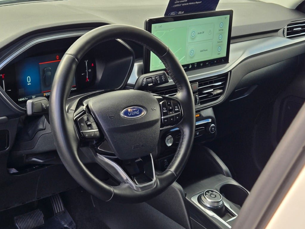 Certified 2025 Ford Escape SE FWD image 23