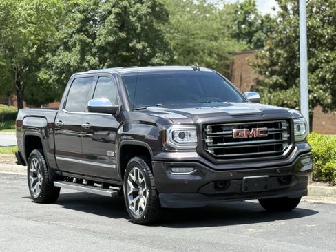 Used 2016 GMC Sierra 1500 SLT w/ All-Terrain Package AWD/4WD image 3