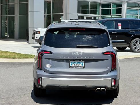 Used 2023 Kia Telluride EX AWD/4WD image 5