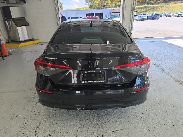 Used 2022 Honda Civic Touring image 4