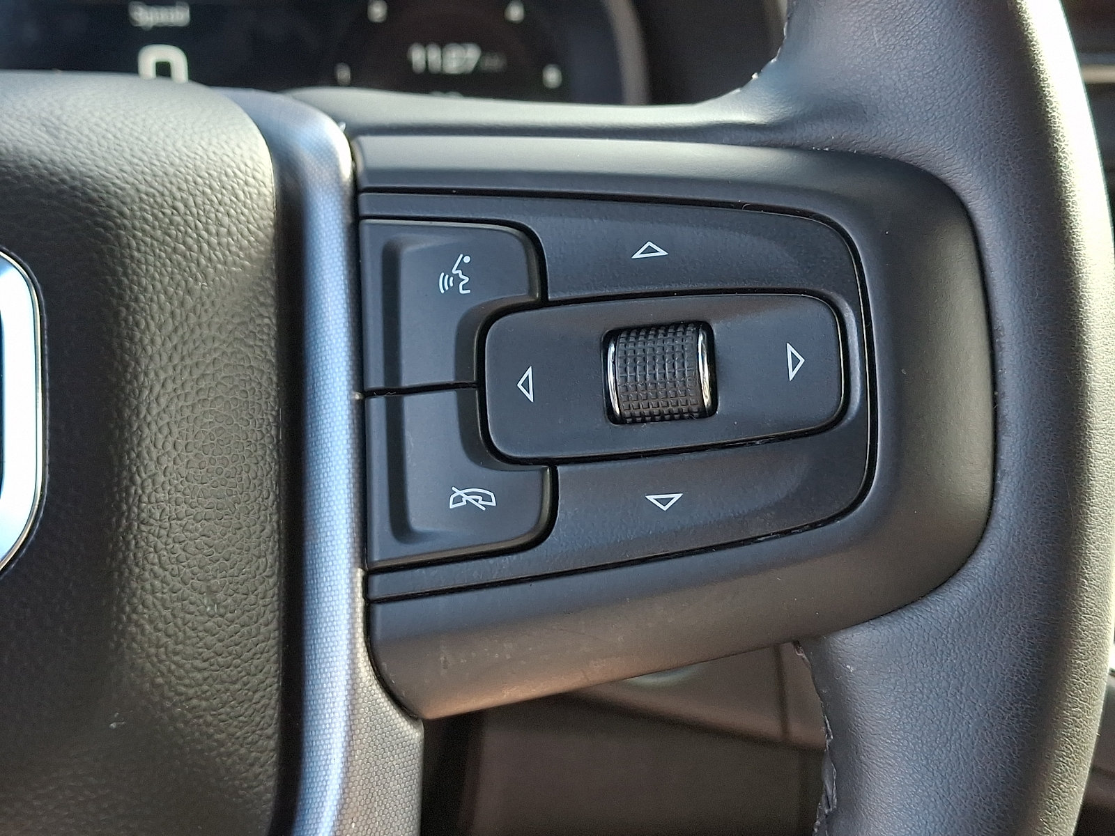 Used 2024 GMC Yukon SLE AWD/4WD image 22