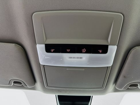 Used 2024 Nissan Altima 2.5 SV FWD image 18