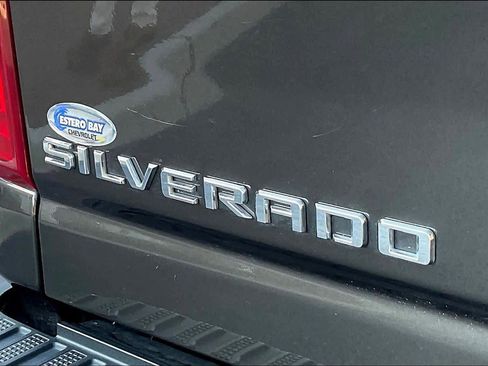 Used 2021 Chevrolet Silverado 2500 High Country w/ Z71 Off-Road Package image 8