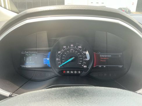 Certified 2018 Ford Edge Titanium w/ Technology Package FWD image 19