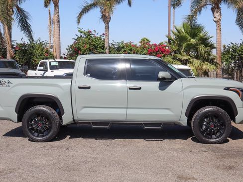 Used 2023 Toyota Tundra Limited w/ TRD Off-Road Package AWD/4WD image 11