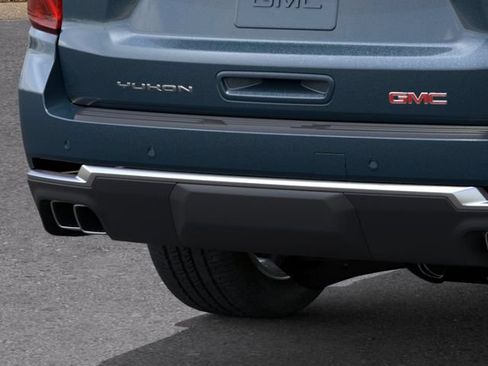 New 2026 GMC Yukon XL Denali w/ Sun & Power Step Package AWD/4WD image 14