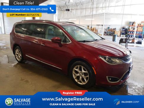 Used 2018 Chrysler Pacifica Touring-L Plus w/ Advanced Safetytec Group FWD image 5