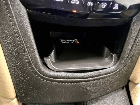 Used 2018 Cadillac XT5 Luxury w/ Driver Awareness Package FWD image 25