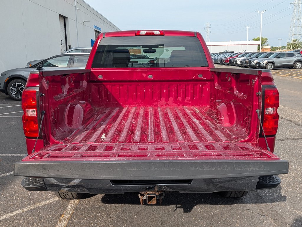 Used 2018 Chevrolet Silverado 1500 LT w/ All Star Edition AWD/4WD image 9