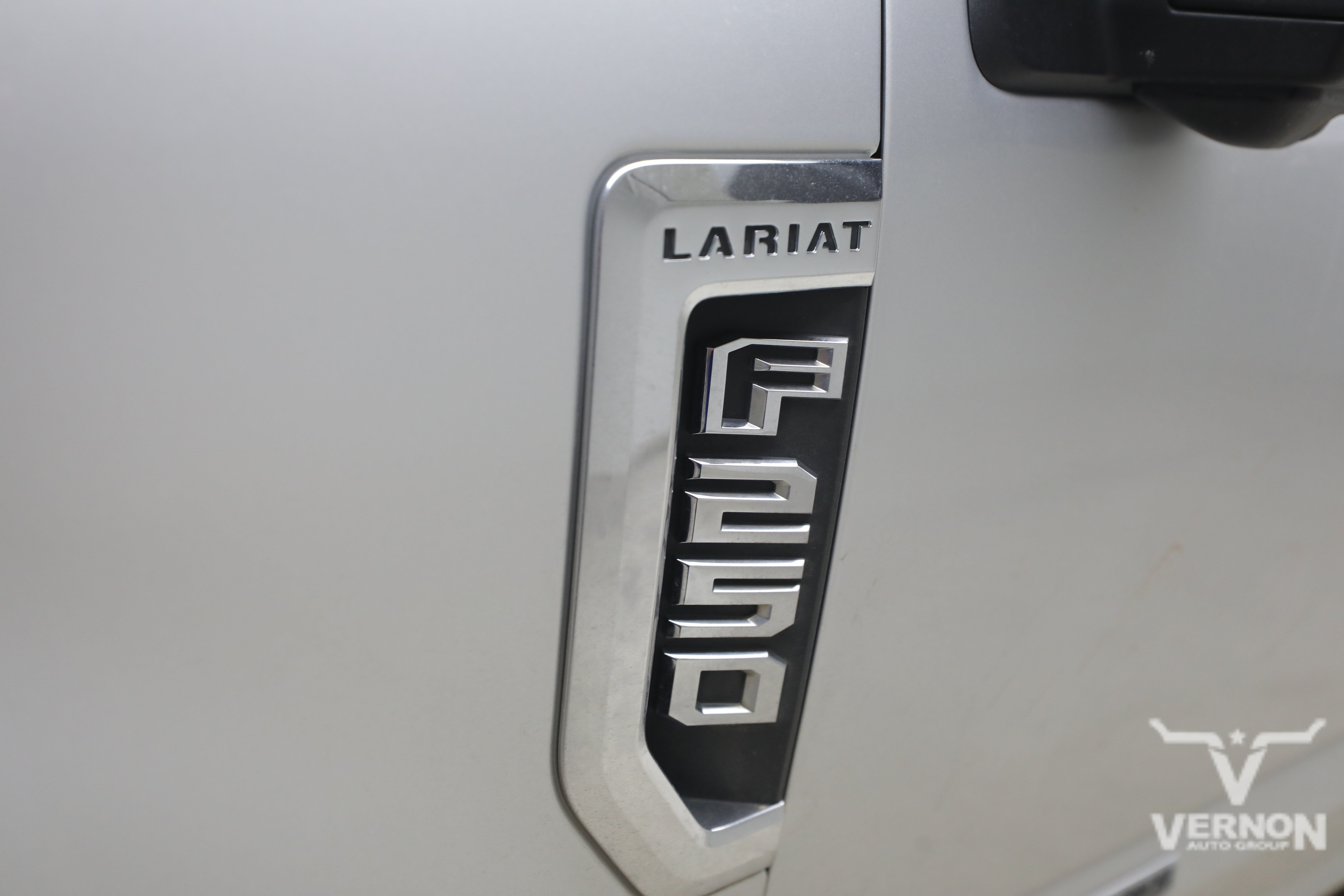 Used 2018 Ford F250 Lariat w/ Lariat Ultimate Package AWD/4WD image 10