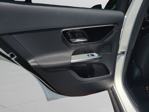 Certified 2026 Mercedes-Benz GLC 300 image 7