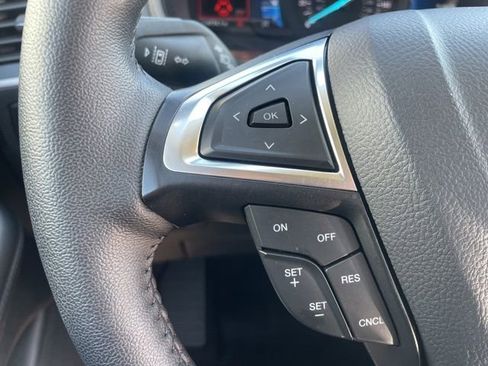 Used 2024 Ford Edge SEL w/ Convenience Package AWD/4WD image 19