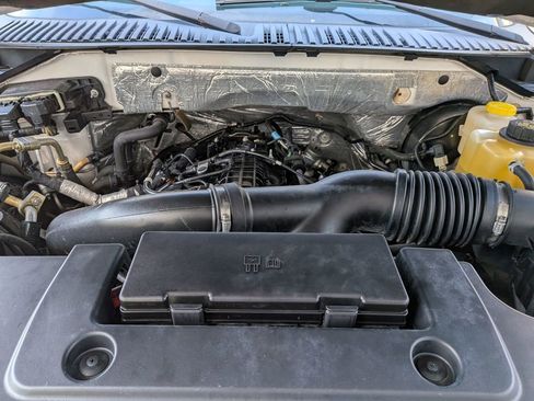 Used 2017 Ford Expedition King Ranch image 13